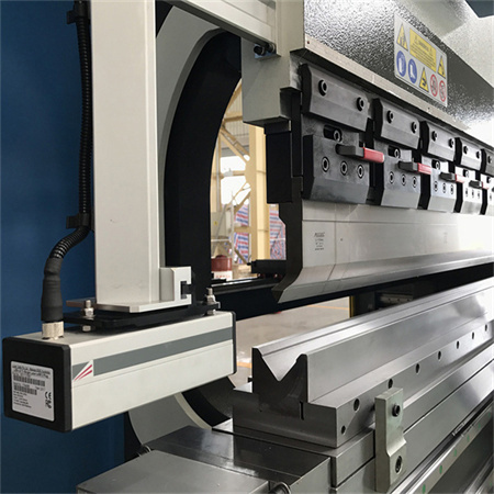 DA53T hidraulična CNC mašina za savijanje limova