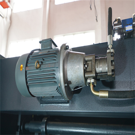 Visokokvalitetna cnc hidraulična mašina za savijanje / mašina za presovanje za ravno rezanje