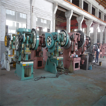 Hidraulična presa Ugaona linija za proizvodnju čelika CNC mašina za probijanje željeza