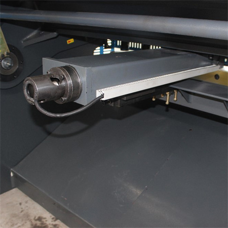 Serija QC12Y hidraulička mašina za šišanje metalne ploče sa zakretnom gredom